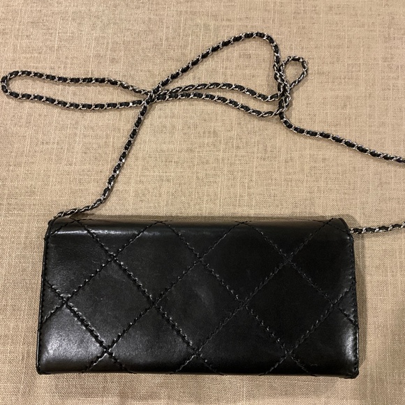 Chanel chain bag - Picture 4 of 10